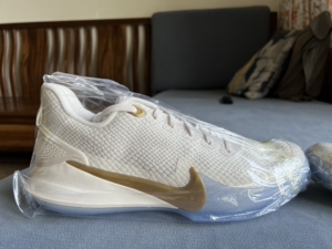 官网渠道!nike mamba ep 科比 白金4
