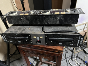 00千叶影音淘宝天龙d4500双cd打碟机,主机,控制器两部分,双仓读碟好