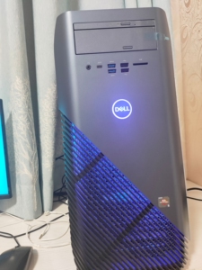 戴尔灵越5675主机