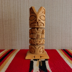 美国印第安海达部落原住民雷鸟实木图腾柱美式复古陈列装饰摆件