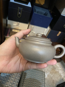 宜兴紫砂壶,青灰泥扁灯,国工李超,200nl.