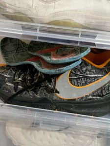 欧文5 毒液 黑橙 43码正品,9新,鞋底无磨损,成色完美.