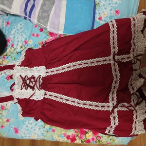 babydoll红白,1700购入,1150出,不换不分期