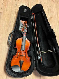 红棉 儿童小提琴v182，送两副琴弦。，海淀清河小营可以自提
