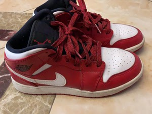aj1 小芝加哥 白红 36码 正品 随意验 可小刀