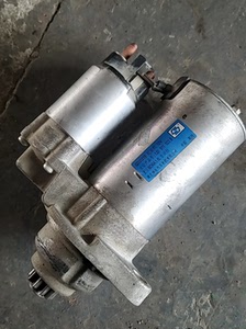 买错了,全新老宝来起动机买成450元,现低价处理