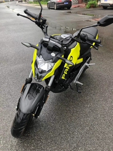 春风电喷st狒狒125一台,二手摩托车2020年国四,准新车