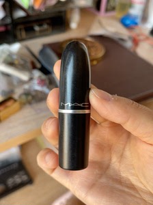 mac魅可口红,色号mangrove,颜色偏橘.是我去年专柜