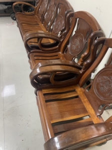 铁梨木连邦实木沙发 两小一大 20年前买的很重 小沙发都有两