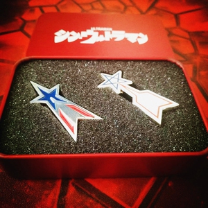 科特队胸针徽章2022新奥特曼初代大电影合金队徽,一盒两个