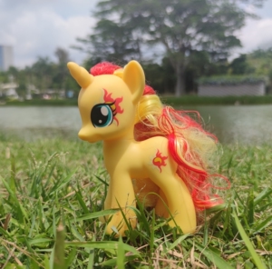 小马宝莉玩具余晖烁烁