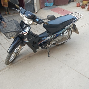 佳劲48c弯梁摩托车一台差不多九成新实表三千多公里刚出磨合期