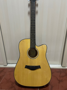 泰拉斯吉他 trilas