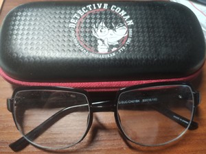 日本柯南elecom宜丽客名侦探柯南防蓝光眼镜定价是为有磨损