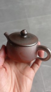 云南曲靖潦浒陶柴烧茶壶泡茶壶容量130。