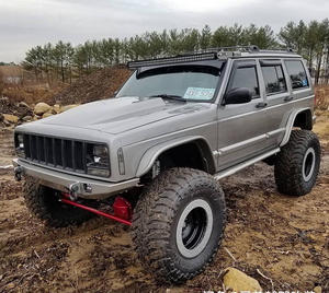 切诺基213 吉普2500 改装前后竞技杠 飞机轮眉