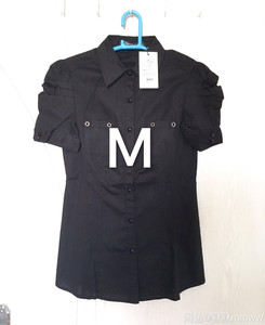 全新麦考林品牌专柜纯棉弹力修身黑色短袖泡泡袖翻领衬衫女装夏季