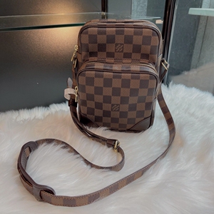 中古正品lv棋盘格双层相机包记者包,男女通用,成色98新,尺