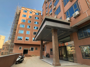 梧州市东盛酒店附近,电梯公寓招租 ,家电家具齐全,拎包入住