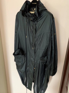 许小新02淘宝闲置奢侈正品burberry 巴宝莉男士皮肤衣防晒服套装