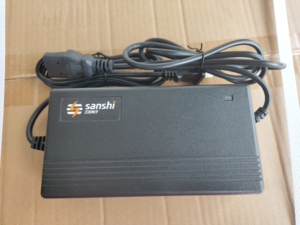 三石锂电池充电器72v2a输出84v,72v20ah,天能