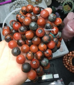 云南保山老矿料铁皮包浆南红磨砂圆珠型手串,火焰纹,手感细腻油