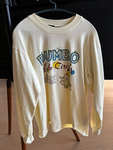 moco卫衣，摩安珂，正品，长袖t恤，小飞象系列，奶黄色，水