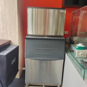 商用高端制冰机星极xj-500a/w低价转让,9成新,不锈钢