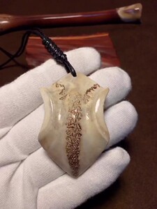 三界牌 养殖梅花鹿三界 骨质玉化,迷踪纹路,高密瓷白,万