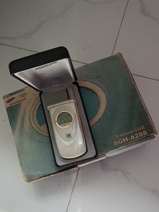 三星sgh-a288双屏手机 收藏品