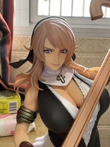 megahouse 女皇之刃 斯琪 二律背反ver.手办