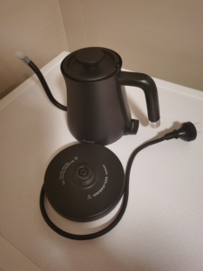 日本balmuda巴慕达电热水壶/电动手冲咖啡壶黑色,全新.