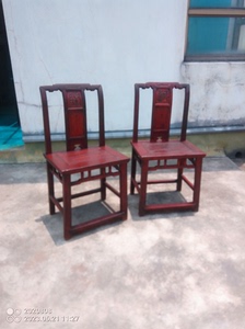 民国樟木文旦椅子一对，拿去就能用。自提价格。上海地铁一号线延