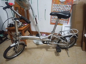 美国恩达自行车16寸单速折叠自行车,铝合金车架,银色~买了有