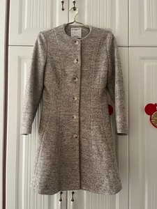 棉立方中长款毛呢羊毛外套，M码，灰色，有原装腰带，非常新，含