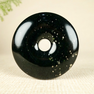 吴春强工作室出品时来运转和田玉金星墨玉平安扣吊坠约20-40克