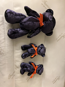 康莱德conrad小熊希尔顿酒店入住礼全新纪念品钥匙扣毛绒公