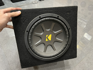 客户升级处理10寸美国k牌低音炮带箱体白菜价处理