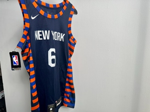 nike nba 尼克斯波尔津吉斯城市版球衣