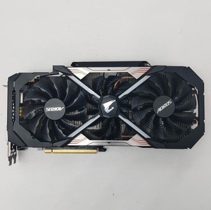 出自用技嘉1080ti小雕萤火虫