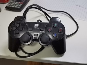 dilong迪龙pu401电脑游戏手柄双摇杆双马达震动