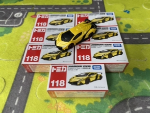 多美卡 tomica:红白盒118号兰博基尼毒药veneno