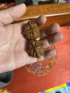 千佛山纯野生狮子头四道筋,自己玩的核桃36mm尺寸