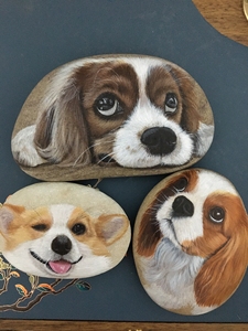 手绘石头画狗狗,生肖狗小礼物,可做压书石手把件,7-8-11