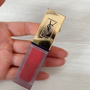 ysl圣罗兰方管哑光唇釉口红9号色,外观有磨损,用过十