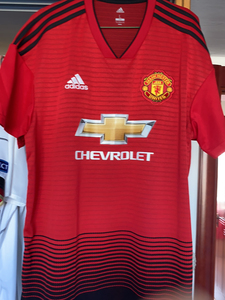 曼联球衣卢卡库