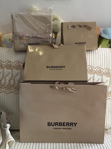 巴宝莉香水礼品袋