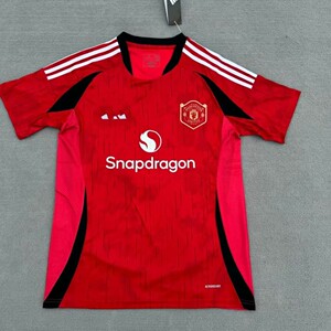 跨境电商代发货,2425曼联主场球衣红色泰版赛季球迷运动足球