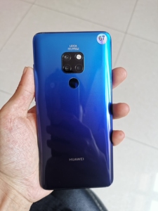 华为mate20手机 极光蓝 全原装 6 128内存 9