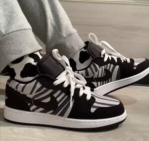 aj 耐克斑马纹鞋翻毛皮穿过两次